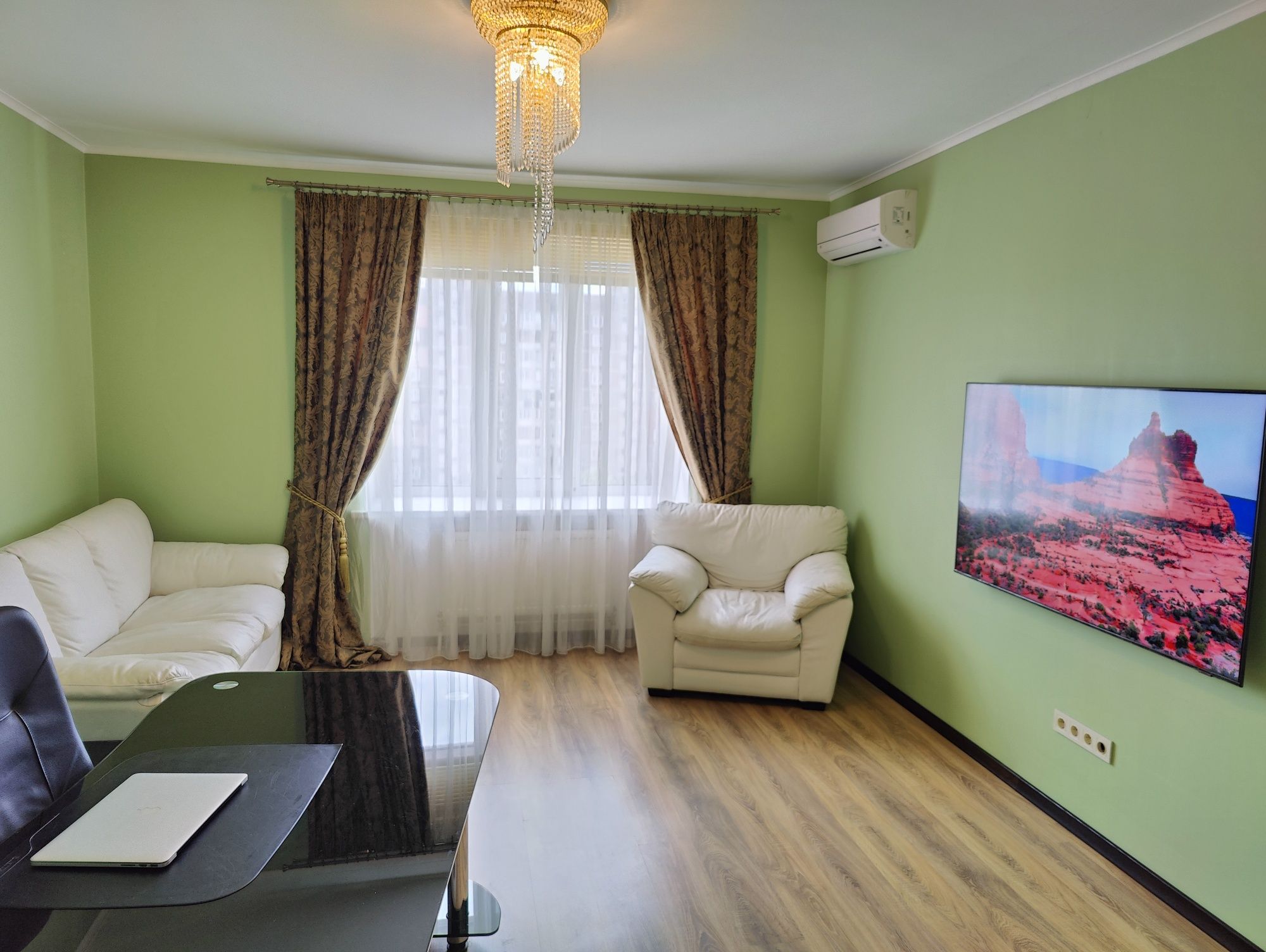 Продам 2к 78м2 з якісним ремонтом! Новобудова в центрі м. Буча!