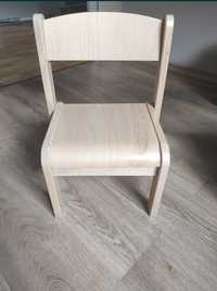 Nowe krzesełka drewniane, rozmiar 1