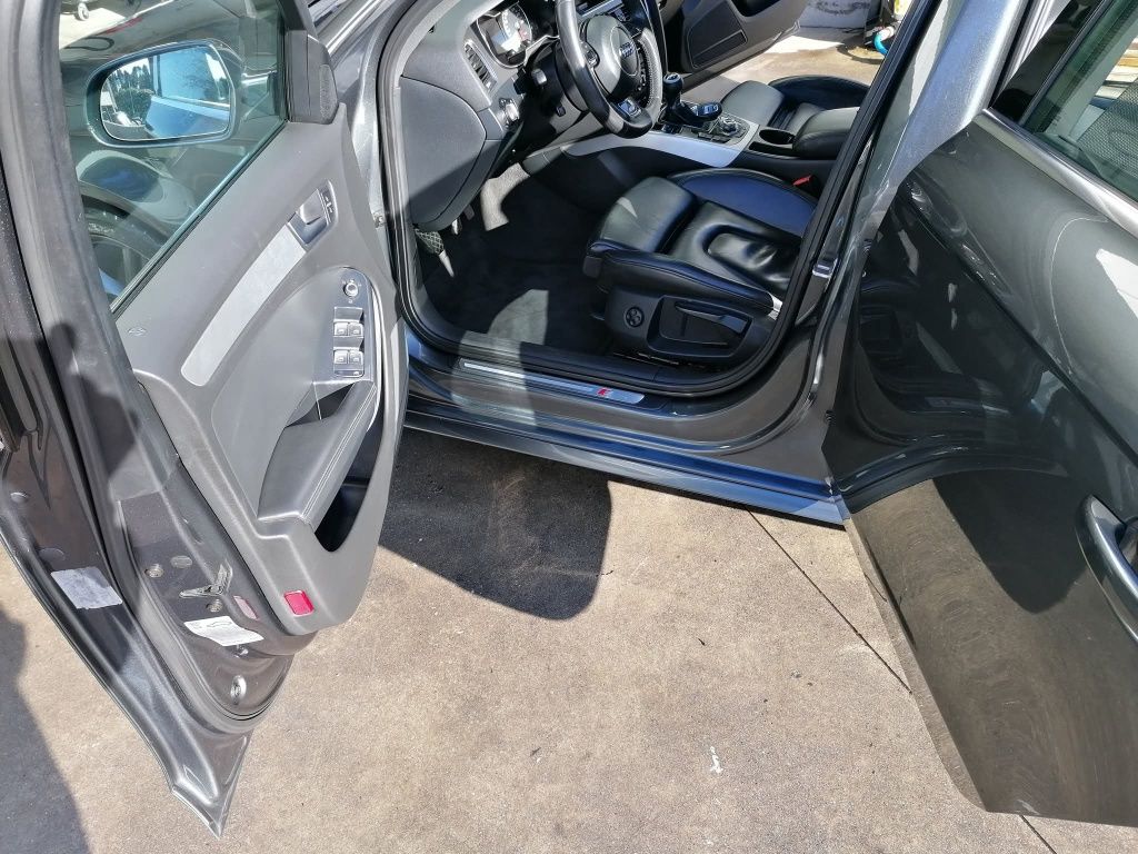 Audi A4 2.0 TDI S Line