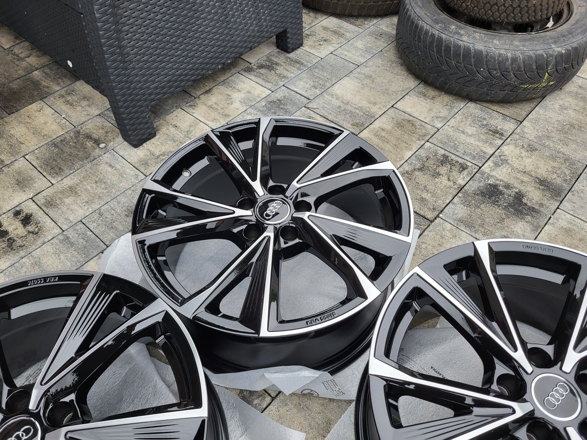 Alufelgi 18" 5x112 ET35 Audi A4 B9 B8 A6 C8 C7 Q5 Q3 RS4 RS6 FV23%