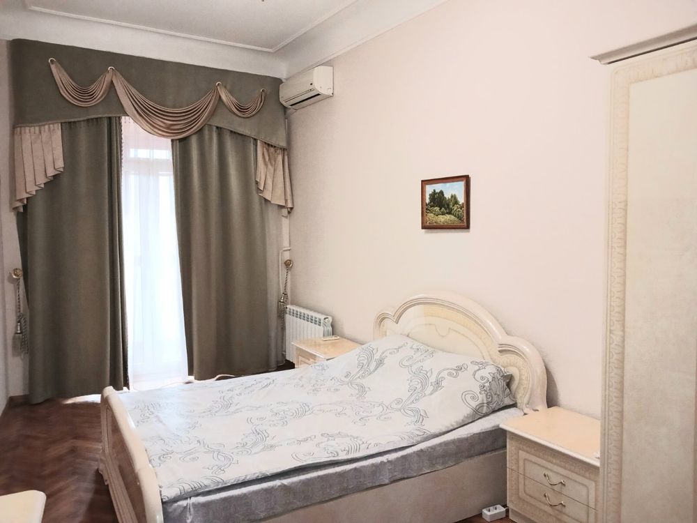 Реальная 3-ка в Центре, Архитектора Бекетова, Гиршмана 17