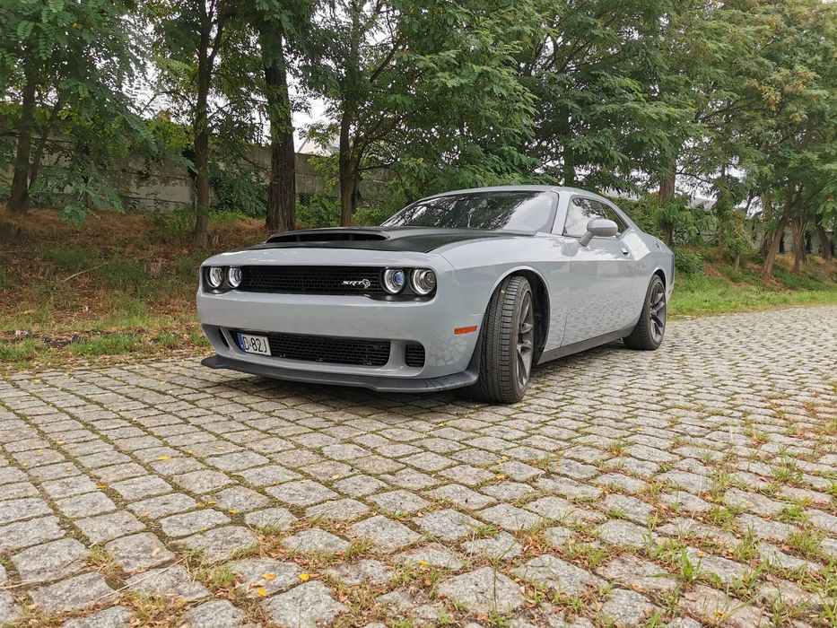 Dodge Challenger Scat Pack 6.4 V8 LPG niski przebieg/leasing