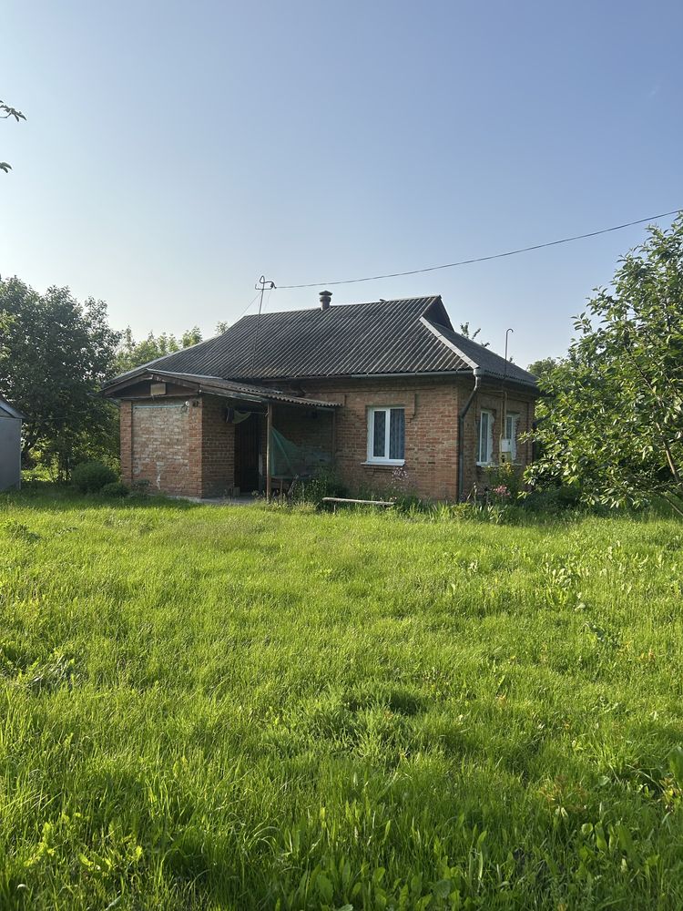 Продаєтсья Будинок в с.Захарівці