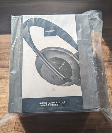 Słuchawki Bose 700 noise cancelling headphones