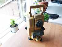 Tachimetr elektroniczny Topcon GTS-212 (na części)
