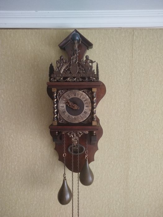 Антикварний настінний годинник Wuba ( warmink,Голандія )