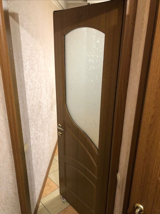 Двері міжкімнатні з лиштвою