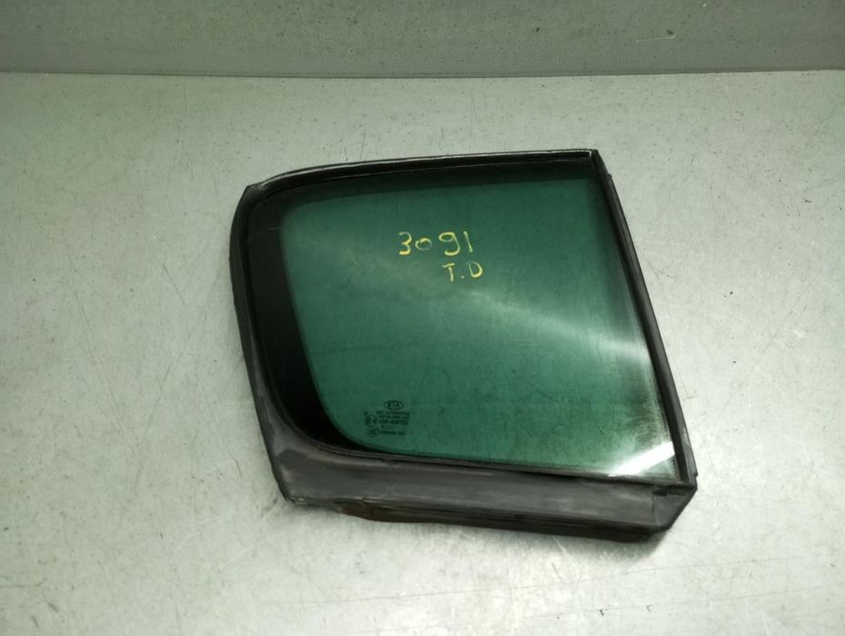 Vidro do painel trás direito KIA Sportage IV (QL)