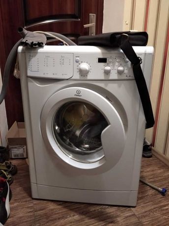 Indesit 4105 стиральная машина