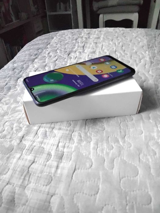 Samsung galaxy M21 w bardzo dobrym stanie
