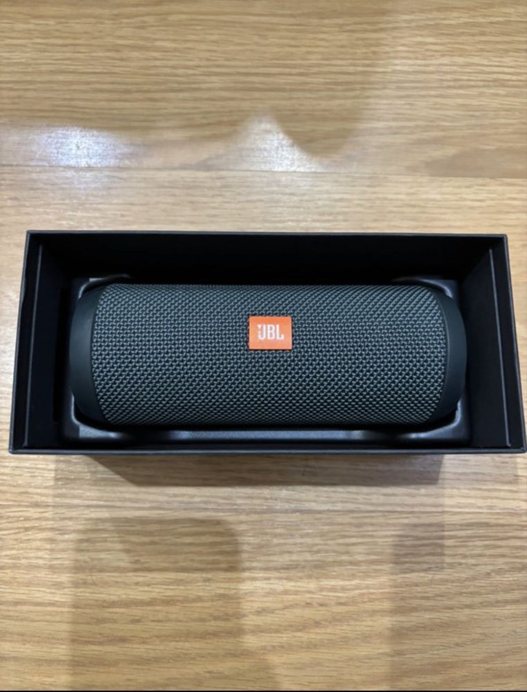 Jbl essential 2…