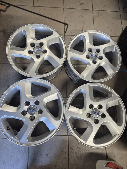 Felgi aluminiowe Volvo/Ford 5x108 6,5Jx16 et52,5