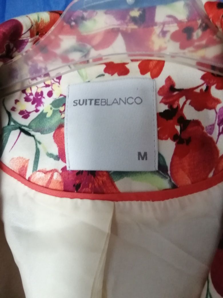 Blazer floral de verão: Suite Blanco