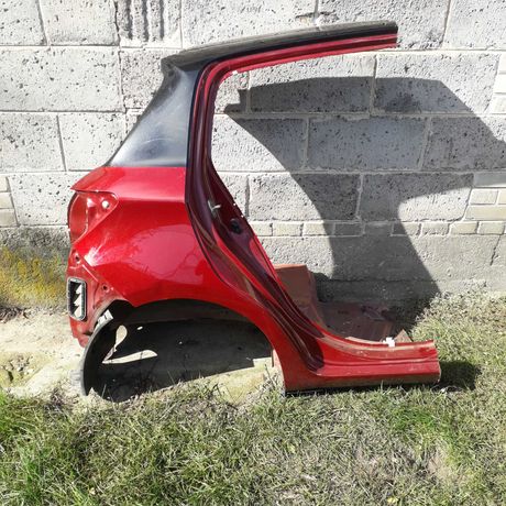 Blotnik tyl tylny prawy cwiartka Toyota Yaris III 17-20 kolor 2PN/3T3