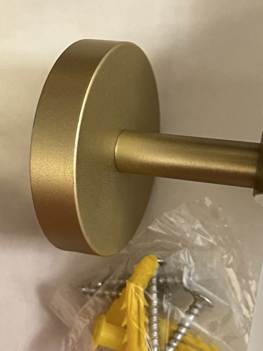 Dozownik na mydlo szczotkowane zloto nowy na ścianę ścienny