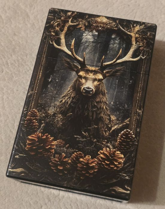Papierośnica myśliwska JELEŃ BYK. Na polowanie Hubertusa.