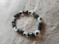 Pulseira Olho Grego Pérola e Preto - Proteção Sofisticada
