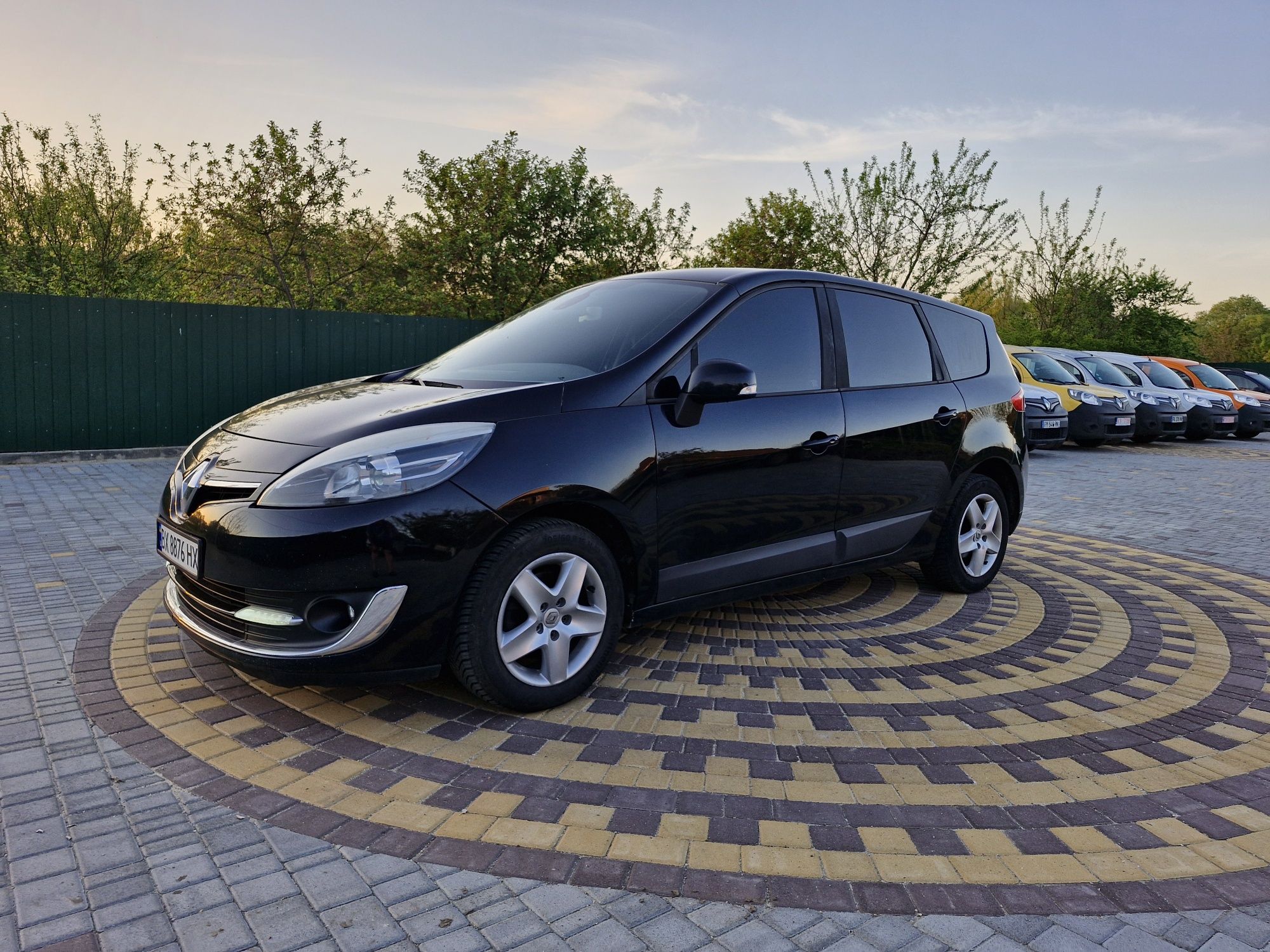 Продам Renault Grand Scenic