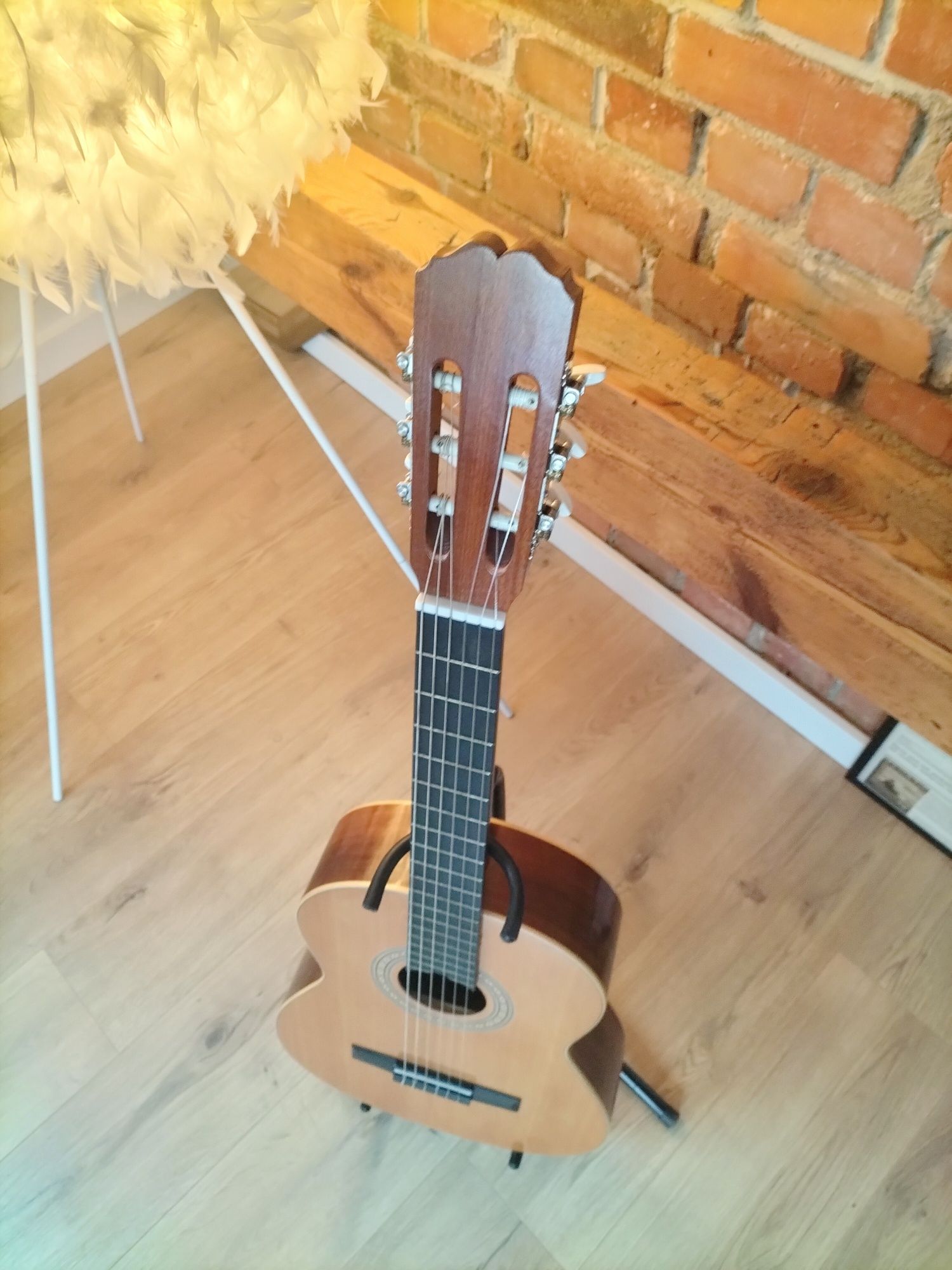 Gitara klasyczna 4/4 Admira model SEVILLA