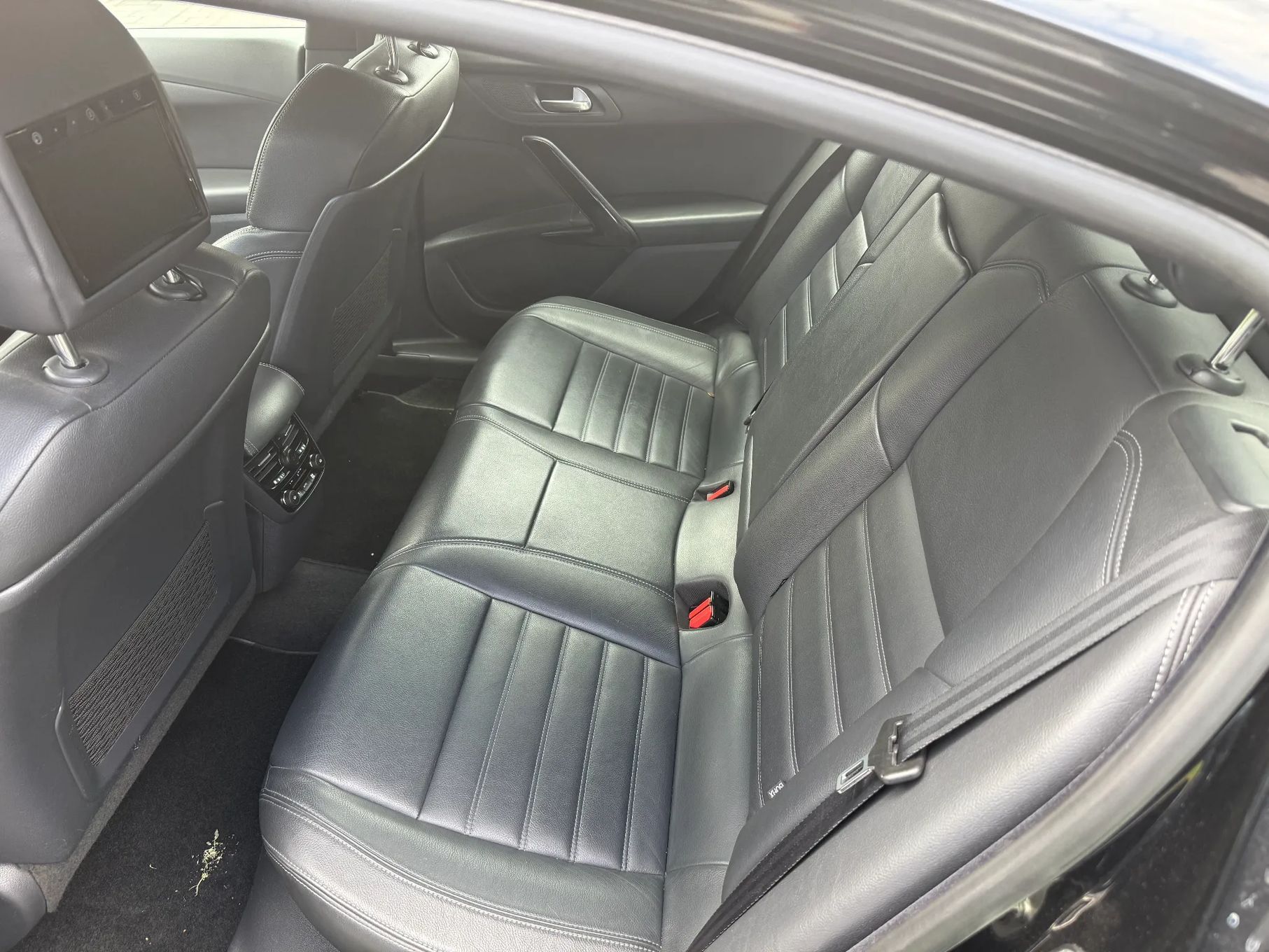 Peugeot 508 Limuzyna fULL opcja z video i skórą. Pełne wyposazenie.