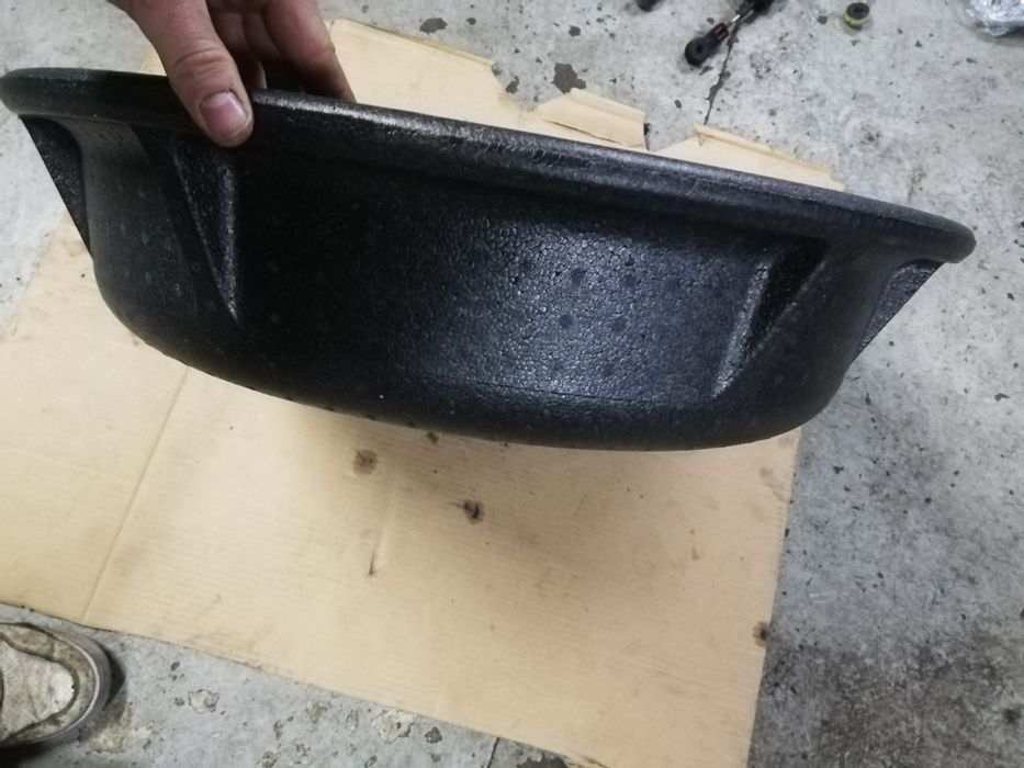 Wkład bagażnika wypełnienie Kompresor Pianka Ford Focus mk3 III kombi