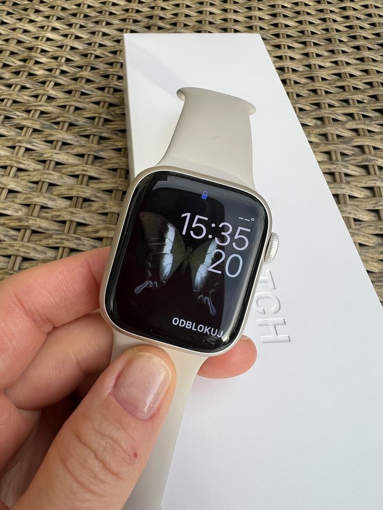 Zegarek Apple Watch Series 7