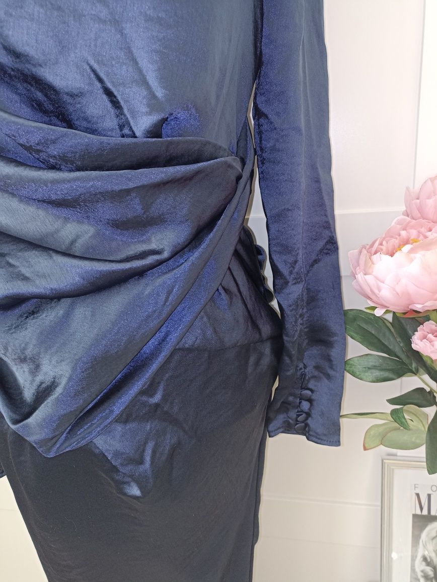 Asos Design Nowa klasyczna sukienka satynowa rękawy długie R.36