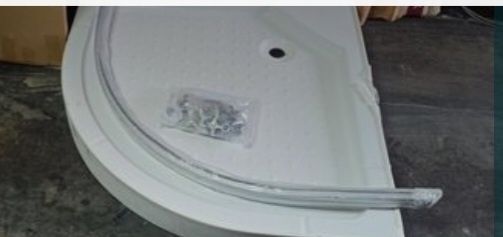 Душова кабіна з піддоном