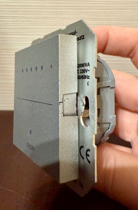 GIRA Touchdimmer диммер 2000 0305 00 | сенсорная панель с памятью 2208