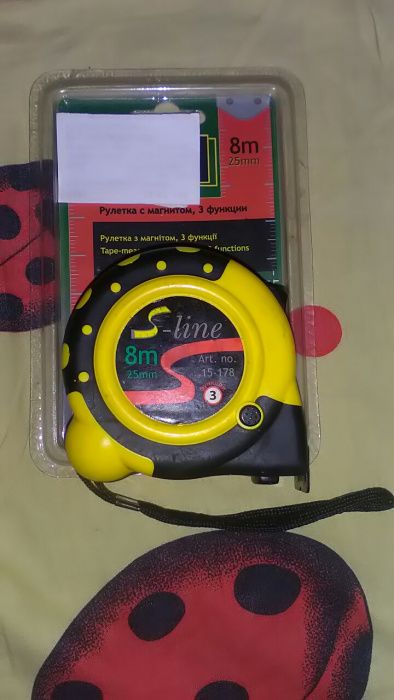 Продам рулетку с магнитом, кнопочные телефоны и мышку