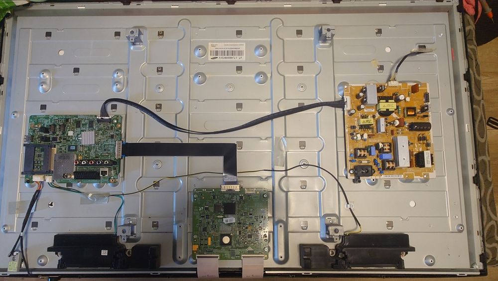 Телевізор Samsung UE48EH6030W на запчастини