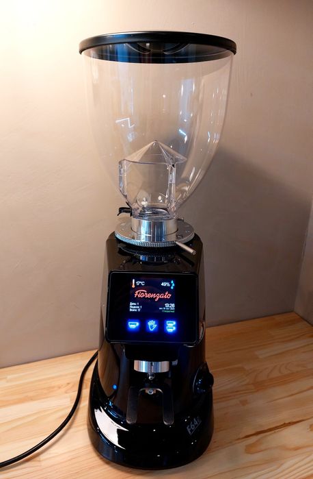 Оренда/аренда Кофемашин кофемолка кавомашина оборудование для кофейни