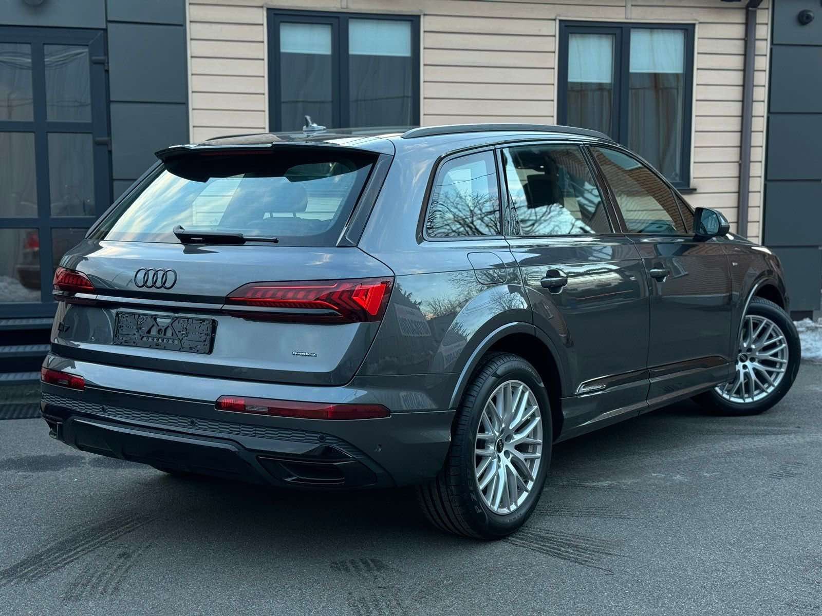 AUDI Q7 2023 50 TDI