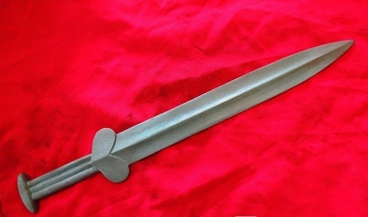 Акінак скіфівський