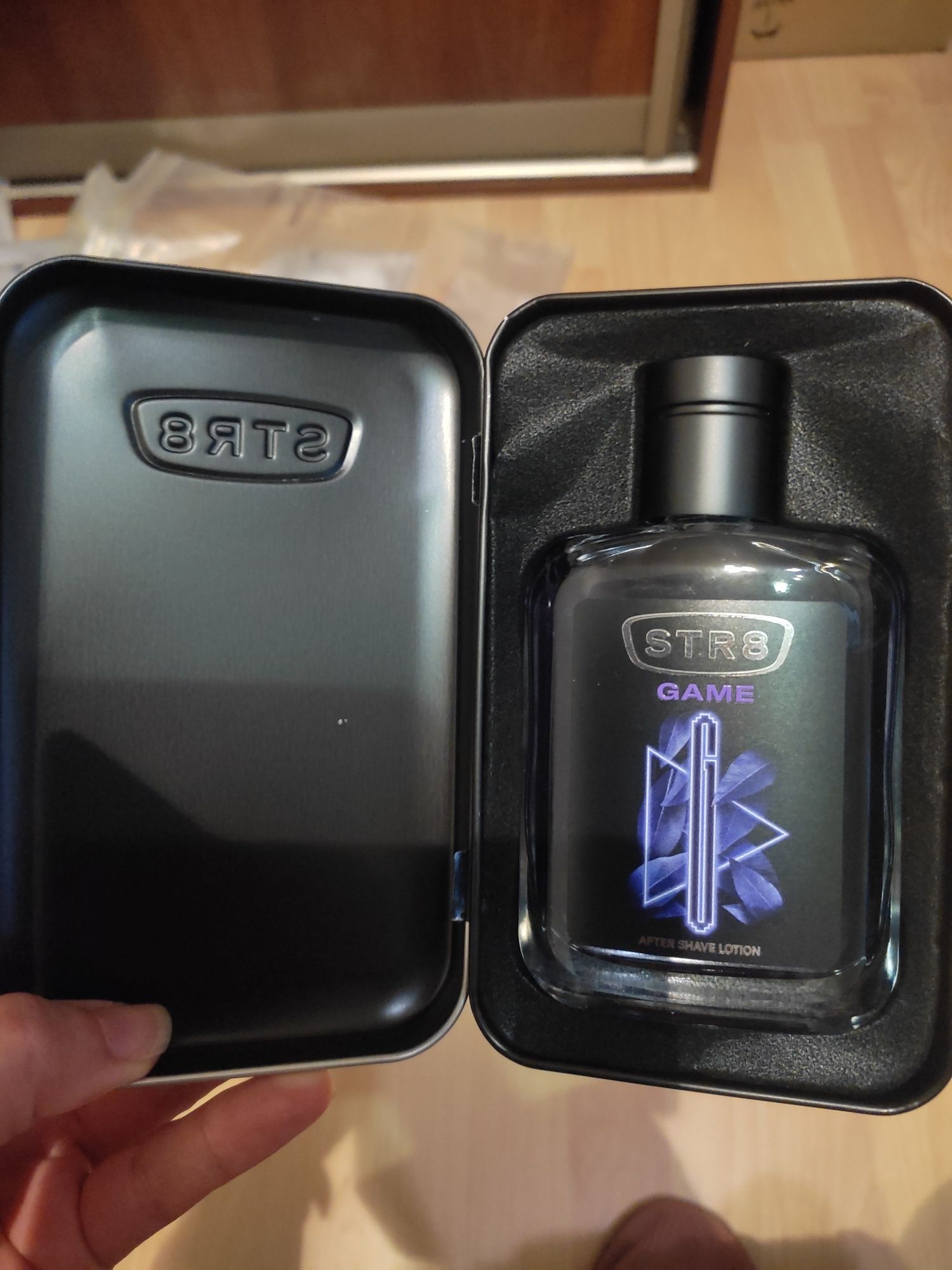 woda toaletowa ,after shave STR8  100ml.1szt..