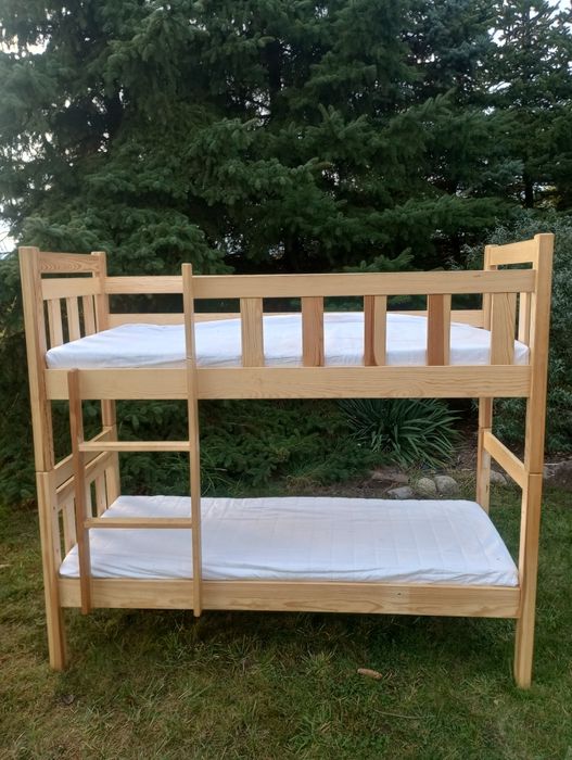 Sprzedam łóżko piętrowe