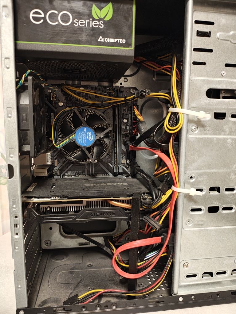 Комп'ютер I3 9100f, 1060 3gb, 8gb DDR4, 500gb SSD + 500gb HDD