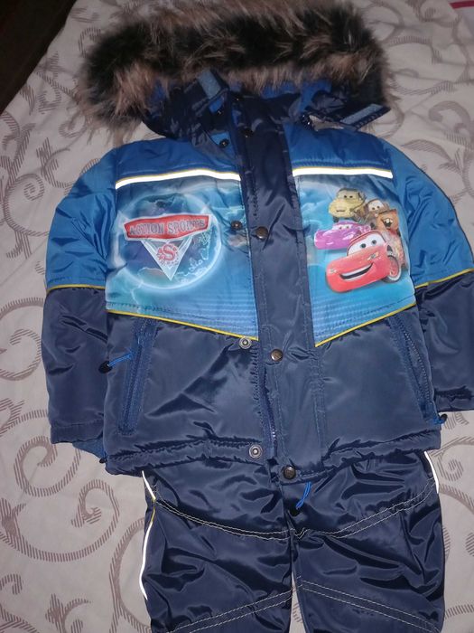 Дитячий зимовий комплект.