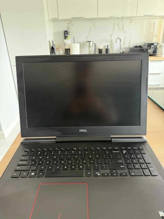 Laptop Gamingowy DELL Inspiron 15 G5, i7, 32 GBRAM, GTX 1060, SSD 9/10
