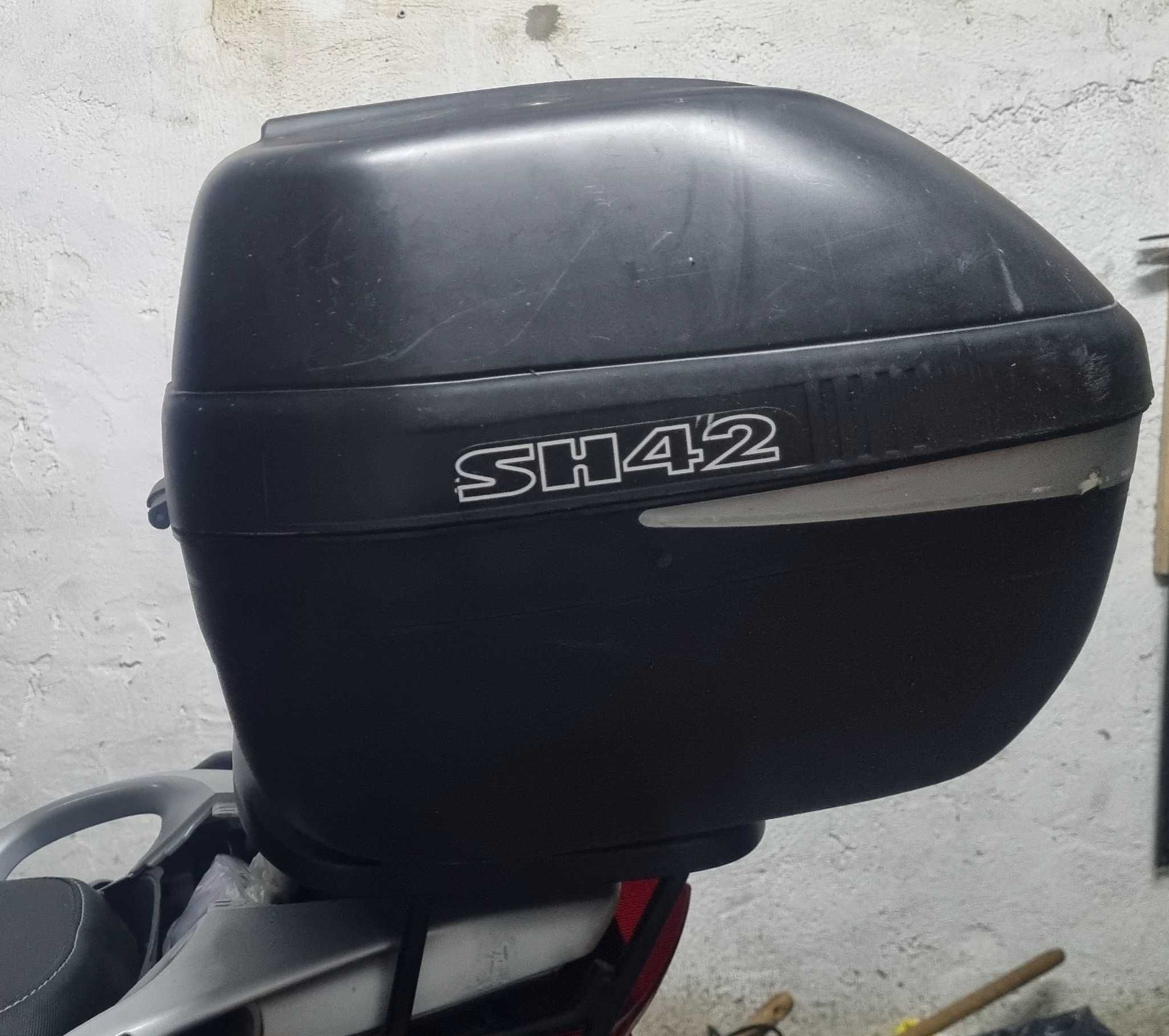 Vendo Mota BMW 650 GS com malas laterais , Top case , faróis GIVI