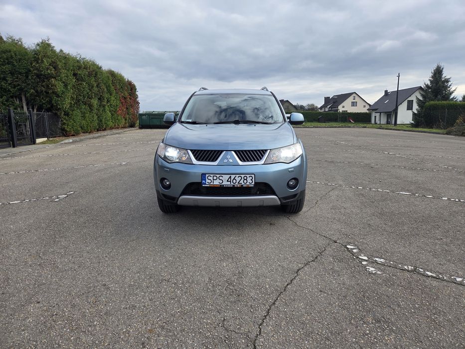 Mitsubishi outlander 2 salon polska