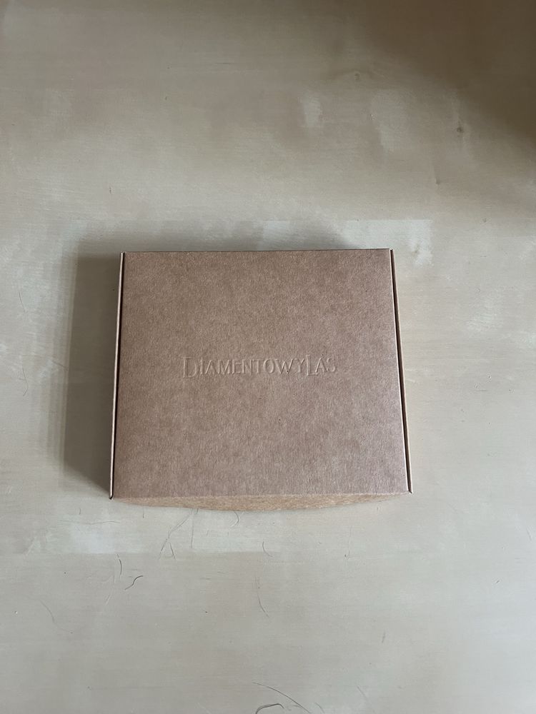 Białas/White2115 Diamentowy Las limitowany box