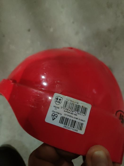 Kask budowlany ochronny na budowę ochrona głowy uniwersalny