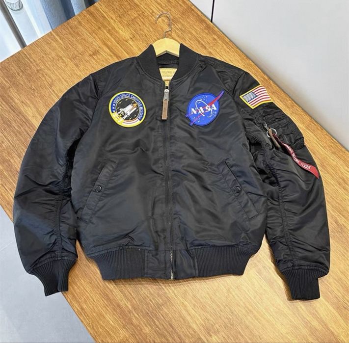 Бомбер Alpha Industries x Nasa