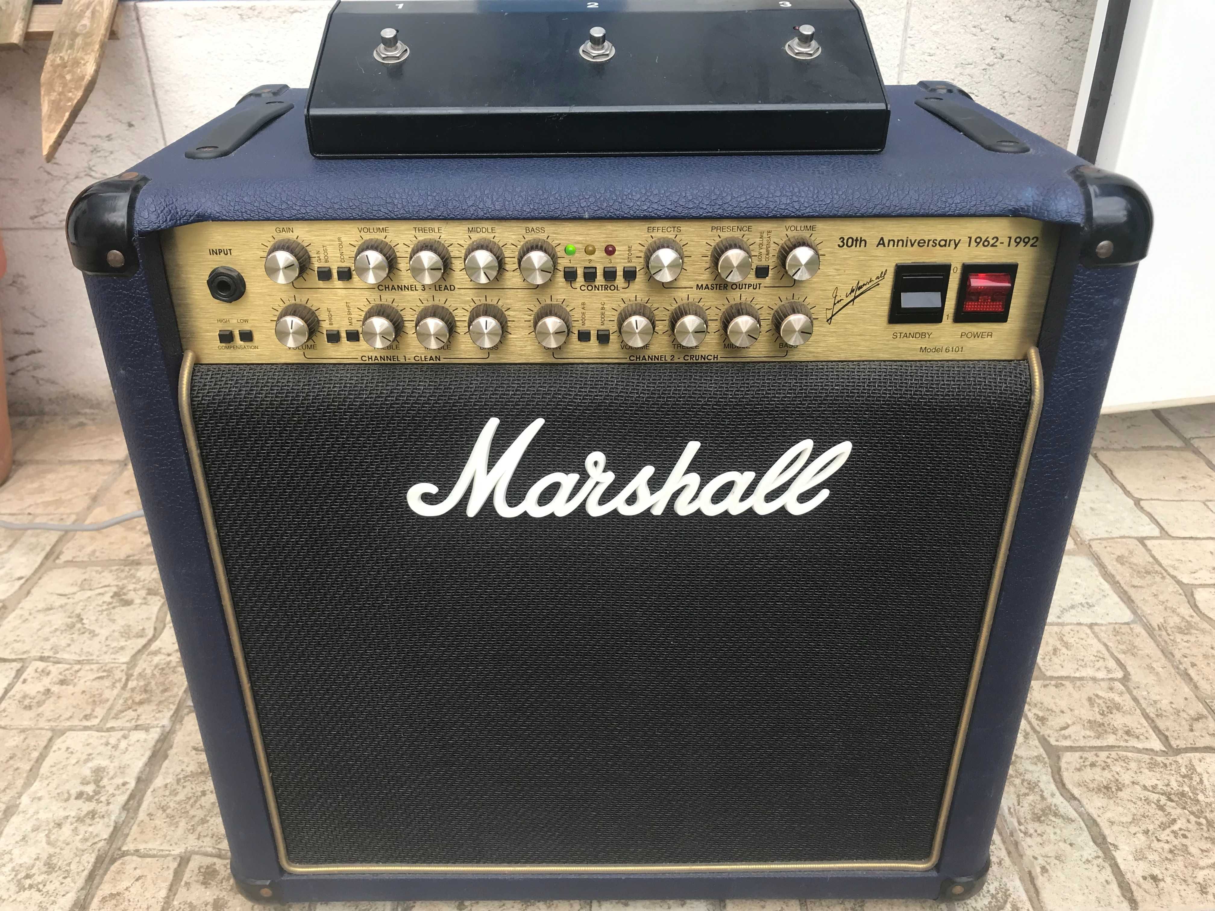 Amplificador Marshall 30º aniversário - 100W- raro, edição limitada