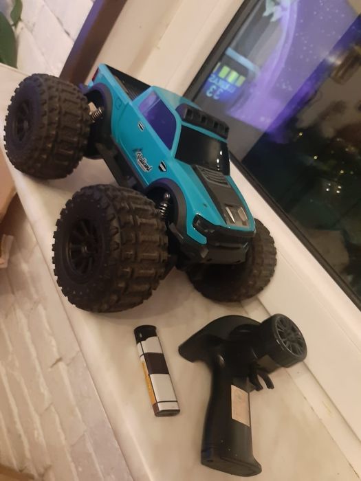 Nowe autko zdalnie sterowane