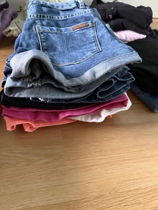 Paka ubran ok 66 sztuk XS/S