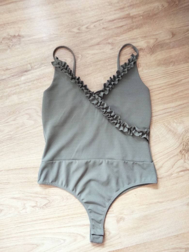 Body Gina Tricot rozmiar L