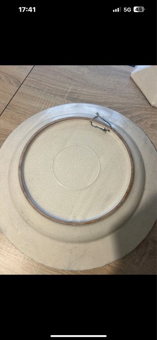 3 pratos de porcelana pintados à mão