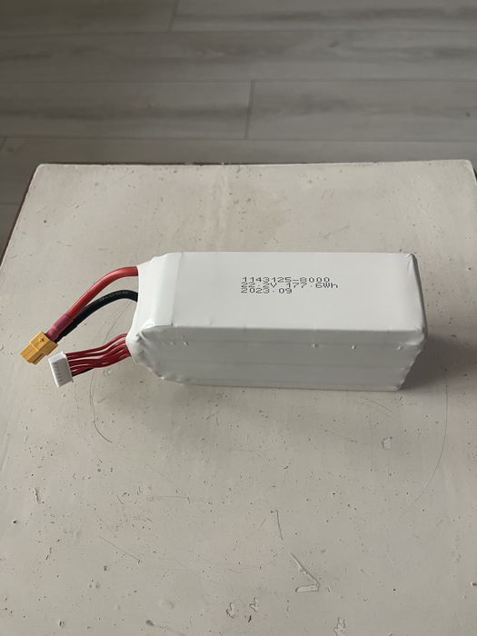 Акамулятор для FPV LiPo 8000